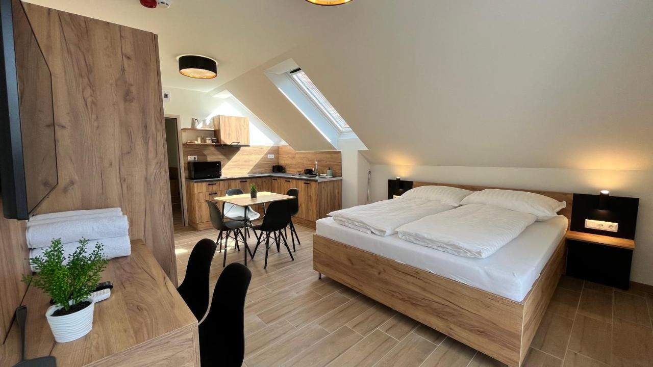 סגד Rezidex Apartmanhaz מראה חיצוני תמונה