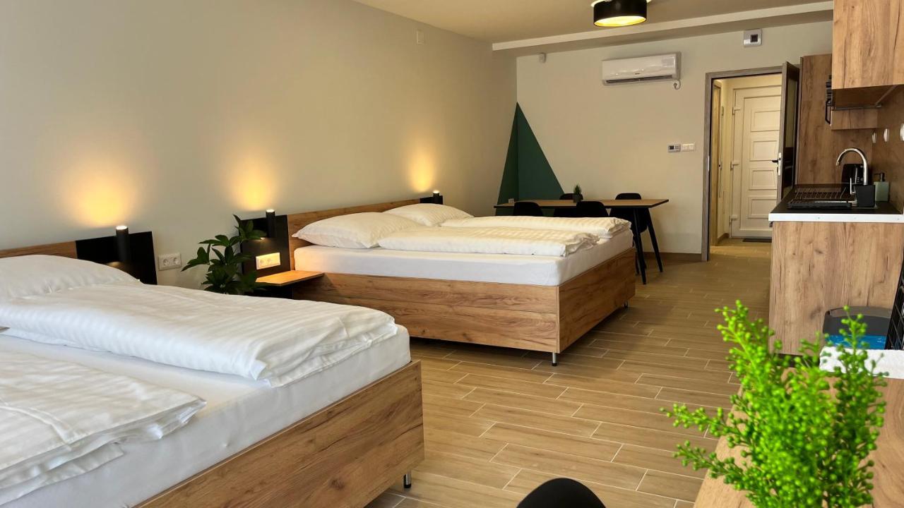 סגד Rezidex Apartmanhaz מראה חיצוני תמונה
