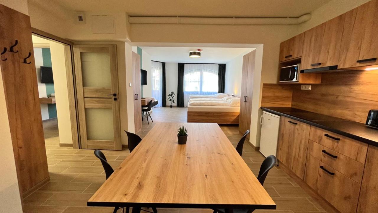 סגד Rezidex Apartmanhaz מראה חיצוני תמונה