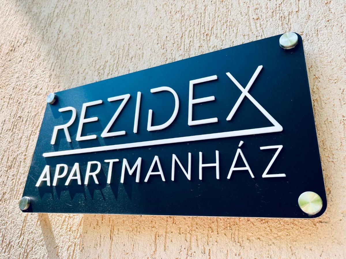 סגד Rezidex Apartmanhaz מראה חיצוני תמונה